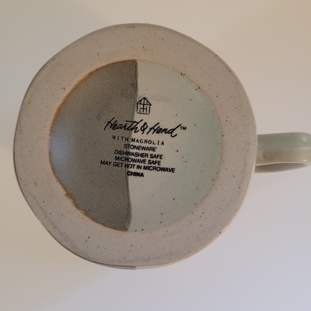 Hearth and Hand stoneware mug - Picture 4 of 4